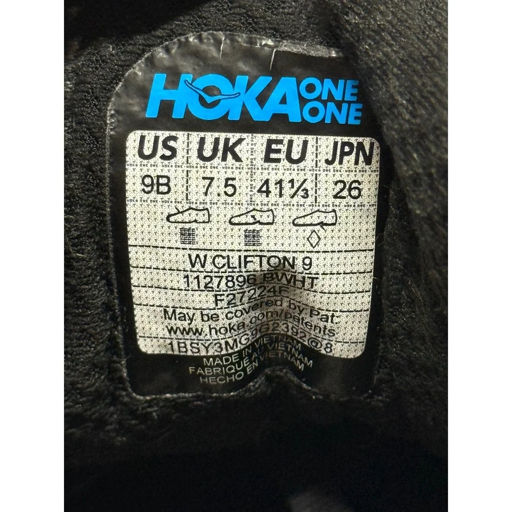 Hoka Clifton 9 Womens Running Shoes Black White 1127896 BWHT‎ Size 9B